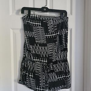 Black and White Geometric Print Strapless Romper Size S